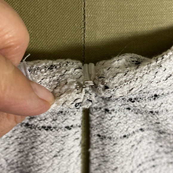 NEW! Calvin Klein career, office, contemporary stretchy mini skirt! Size 10 - Picture 9 of 17